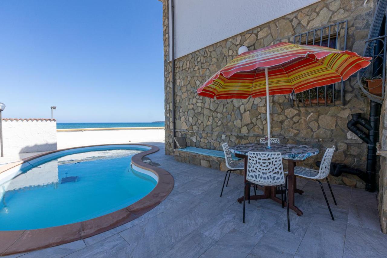Casa Vacanza Barbera - In Riva Al Mare Villa ตรัปเปโต ภายนอก รูปภาพ