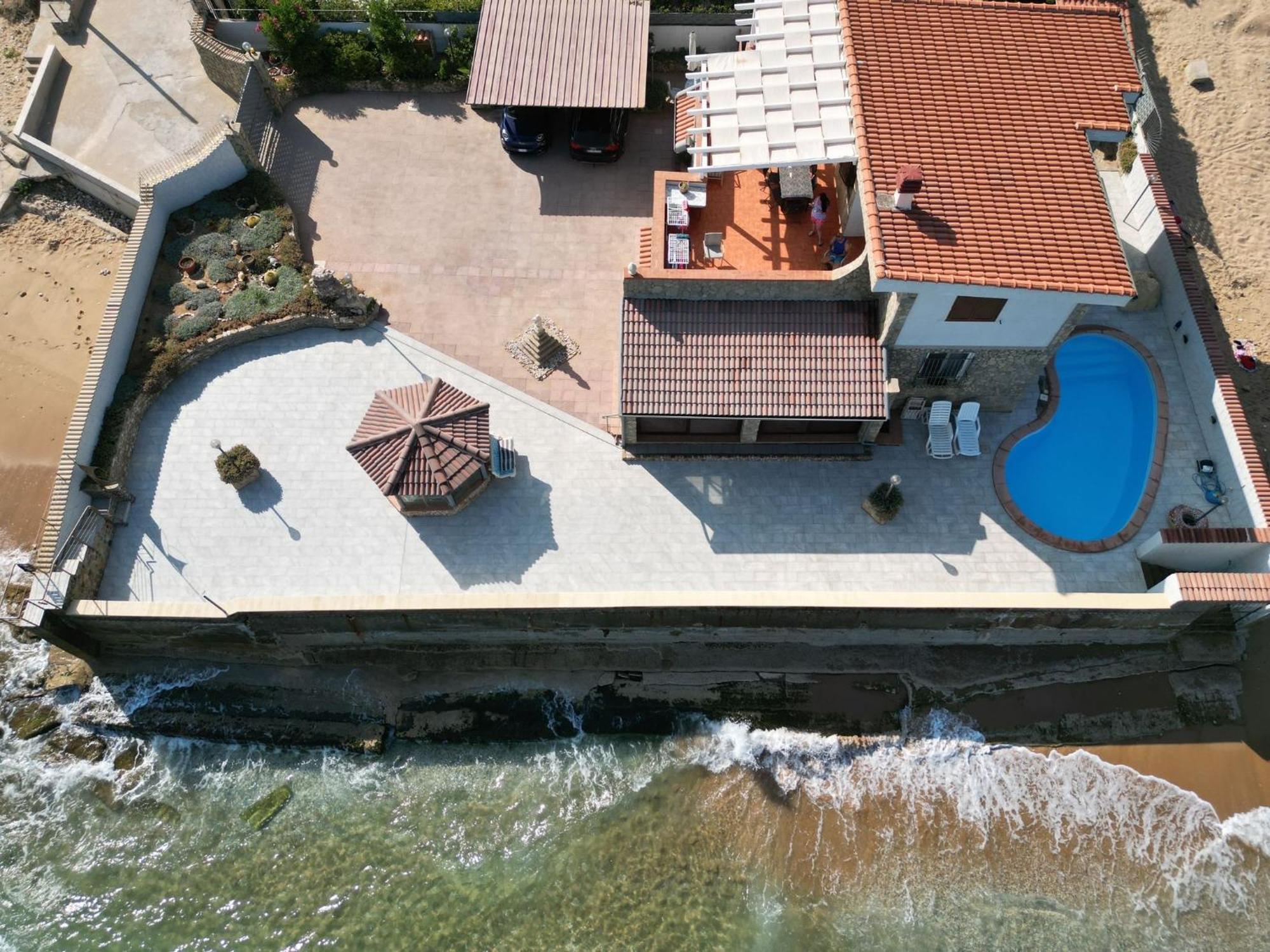 Casa Vacanza Barbera - In Riva Al Mare Villa ตรัปเปโต ภายนอก รูปภาพ